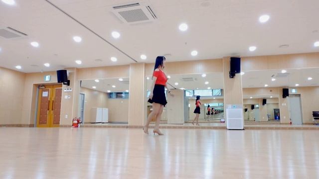 Sugar Sugar 2023 Line Dance / Easy Beginner