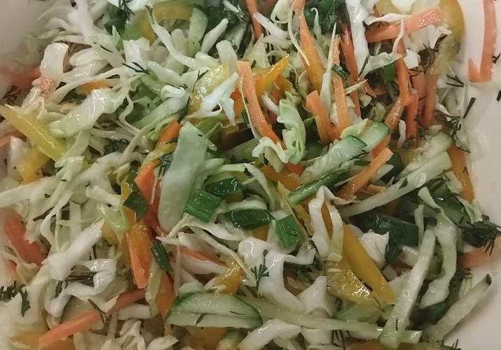 Салат Витаминный: несложный рецепт закуски на скорую руку без майонеза смотреть онлайн