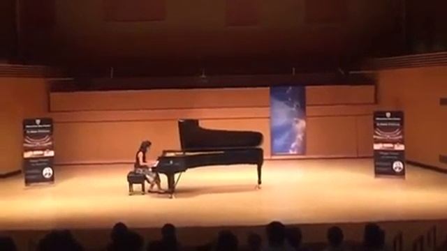 Denise Yan - Chopin Valse Brillante Op 34 No 3 смотреть онлайн