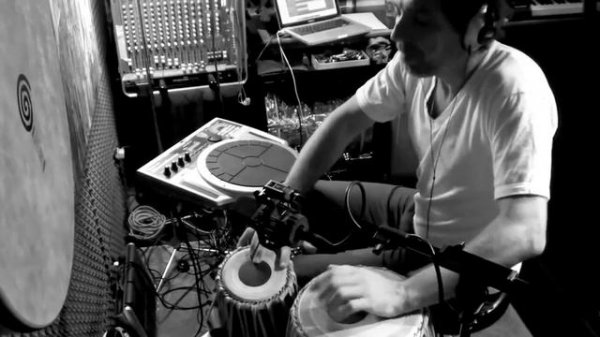 Pablo La Porta plays  Roland Handsonic HPD 15 + Tabla Hindu + Voice