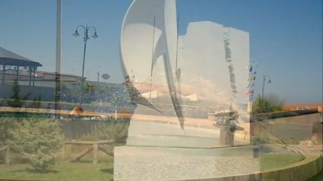The town of Pietrasanta & the Versilia Beach in Tuscany Italy смотреть онлайн
