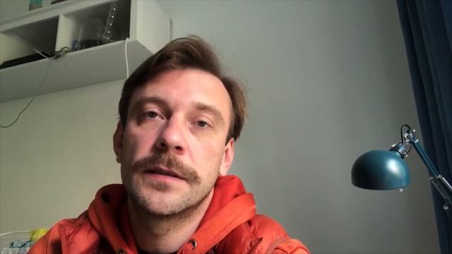 5 вопросов сценаристу и драматургу Михаилу Дурненкову смотреть онлайн