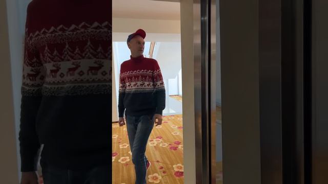 Перепутанный лифт смотреть онлайн