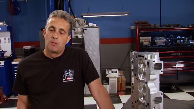 Building A 455 Buick That Makes Surprising Pump-Gas Power - Engine Power S3, E17 смотреть онлайн