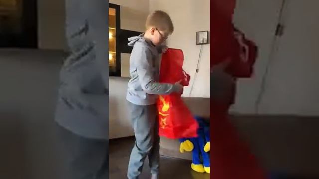 распаковка советского флага смотреть онлайн