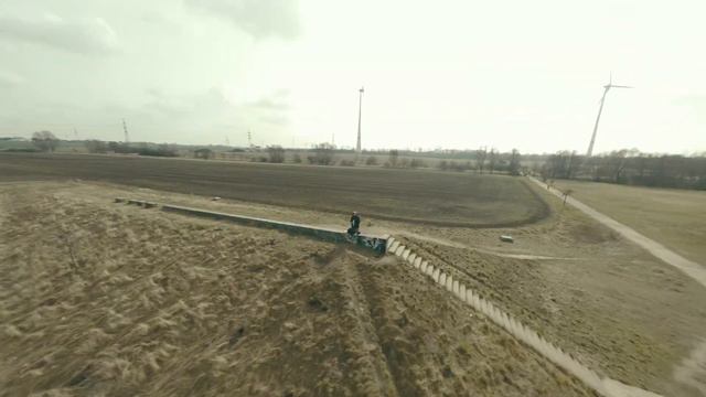 Kalte Tage aber trotzdem Training mit der FPV Drohne Diatone Roma F5 V2 HD смотреть онлайн