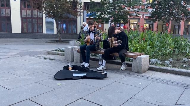 Классная игра на балалайке и гитаре. Современное исполнение. смотреть онлайн