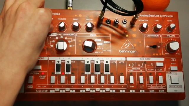Tangerine TD-3 synchronized with DAW / Jamuary 2023 Day 4 #jamuary2023 смотреть онлайн