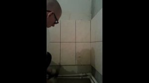 Как очистить плитку и швы между плитками от плиточного клея?
