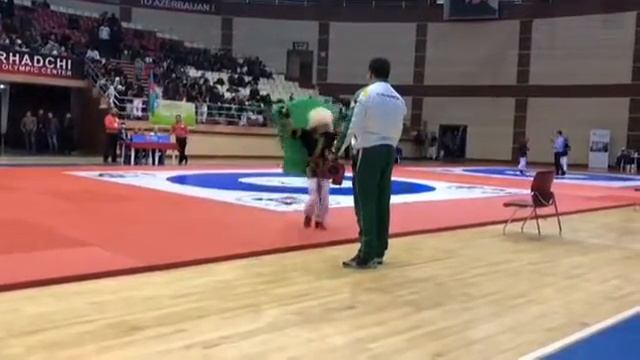 Кияс Аллабердиев чемпион 25кг по боевой самбо город Баку 24.11.2017г смотреть онлайн