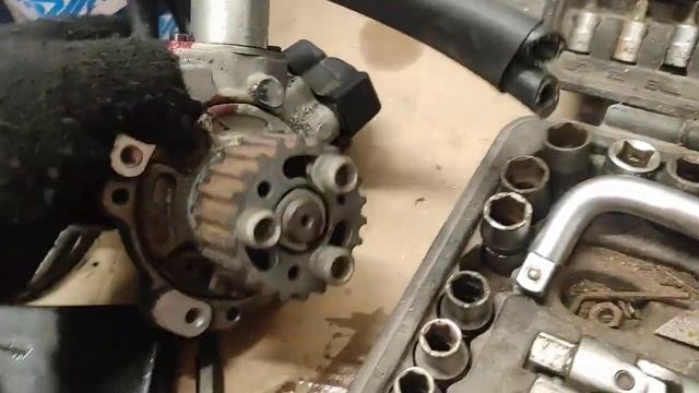 VW Polo (Фольксваген Поло) - замена ТНВД. смотреть онлайн