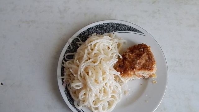 Вкусные овощи и макароны с котлетой смотреть онлайн