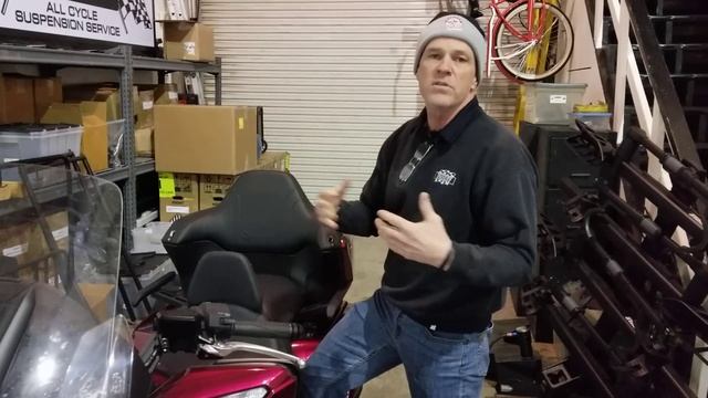 EASY WAY to put your Honda GoldWing motorcycle on the Centerstand!!! смотреть онлайн