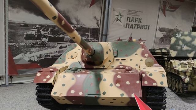 Посетили танковый музей в Московской области? Открываем двери Парка Патриот! смотреть онлайн