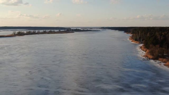 Весна в деревне на реке смотреть онлайн