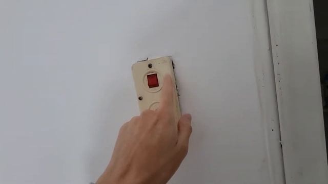 Израиль ДОМ-ОБЗОР САМОГО ДЕШЕВОГО ЖИЛЬЯ в Тель-Авиве смотреть онлайн