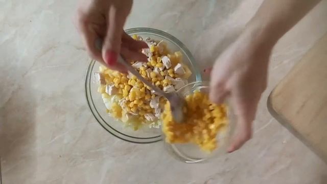 Салат с пекинской капустой и куриной грудкой смотреть онлайн