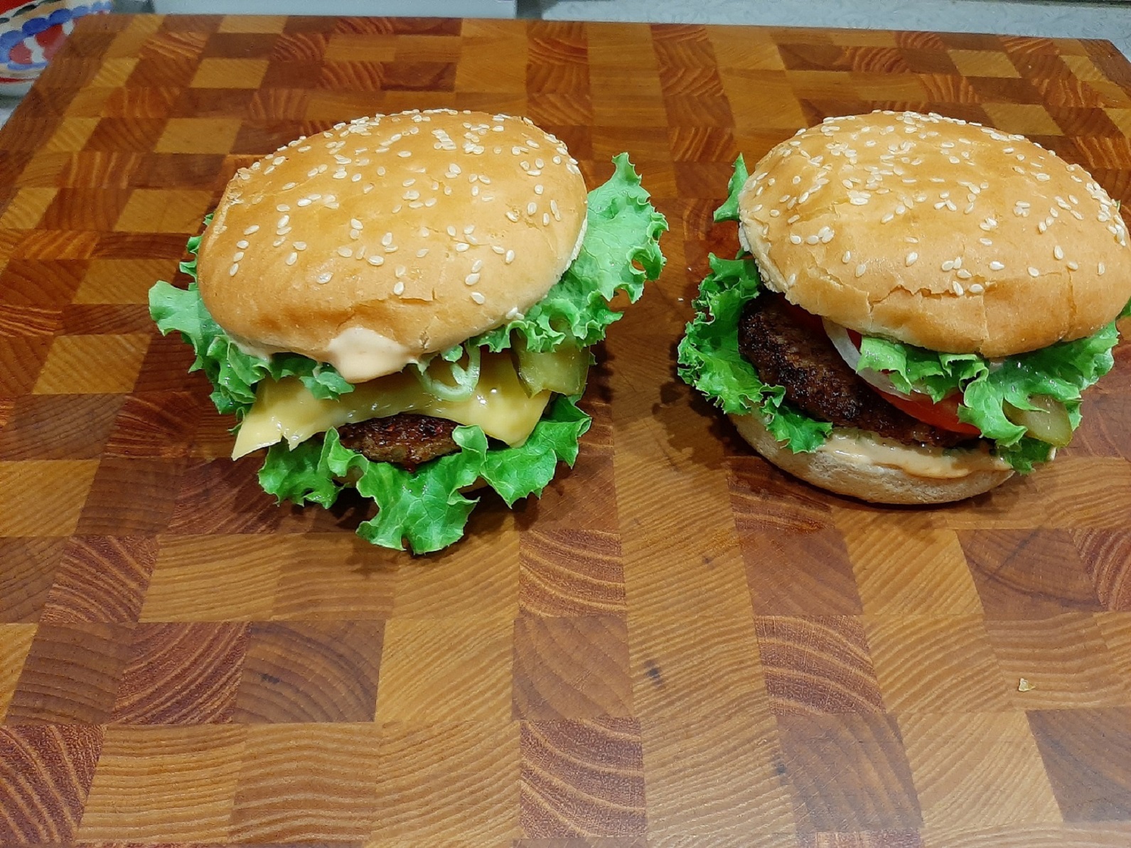 Классический гамбургер, чизбургер).mp4