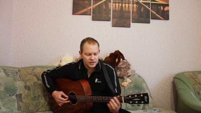 ОГОНЁК. ПАРЕНЬ ПОЕТ ПОД ГИТАРУ. смотреть онлайн