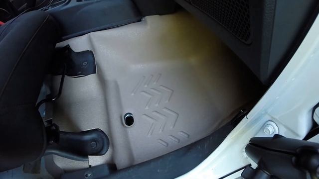 Armorlite Desert Khaki Floor System - Updated Install, First Impressions, Comparison - JEEP JKU смотреть онлайн