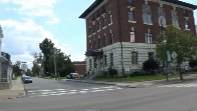 Канада 256: 2 - Репортаж из Ньюпорта, штат Вермонт смотреть онлайн