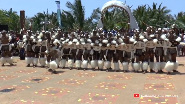 SOUTH AFRICA: 9 Amazing African Traditional Dance Moves ??