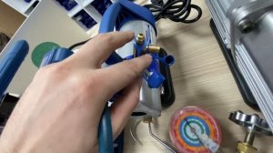 Какой вакуумный насос купить для заправки холодильника