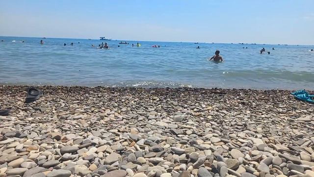 07.07.2023.море. Архипо-Осиповка пляж в полдень смотреть онлайн