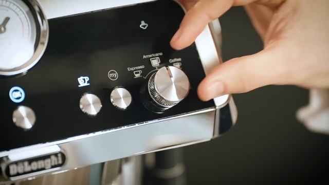 Making espresso for the first time - La Specialista EC 9335.M смотреть онлайн