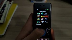 Обзор Sony Ericsson w580i. Показываю телефон 2007-го года.