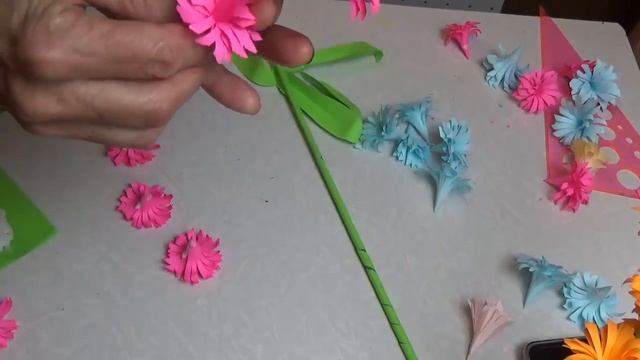 Оригами Цветы Из Бумаги. Как Сделать веточку Цветов Из Бумаги. Своими Руками Подарок Маме смотреть онлайн