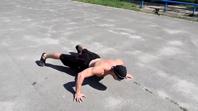 Упражнения на турнике (спина - Крылья) смотреть онлайн