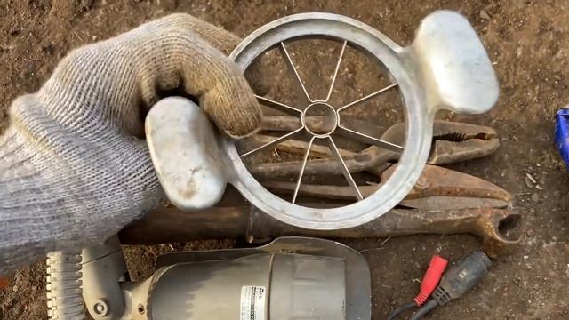 НАХОДКИ НА МЕТАЛЛОПРИЕМКЕ