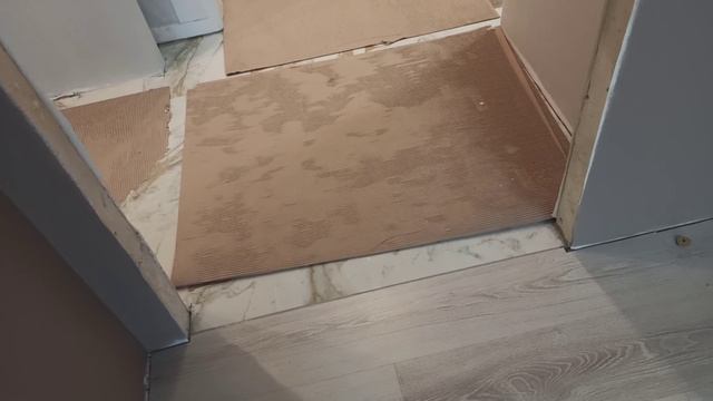 Как уложить ламинат в стык с плиткой смотреть онлайн