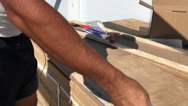 Аккумуляторная погружная пила Makita DSP601ZU и направляющая для погружной пилы макита смотреть онлайн