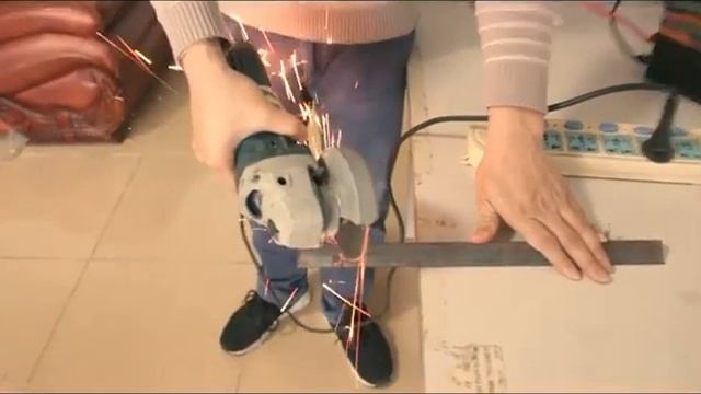 Modified Sine Wave Inverter High Frequency 6000W Peak Power Watt Power Inverter DC 12V to AC 220V смотреть онлайн