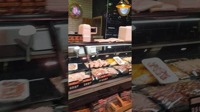 В Саратове возьмём в аренду помещение под брендовый мясной магазин смотреть онлайн