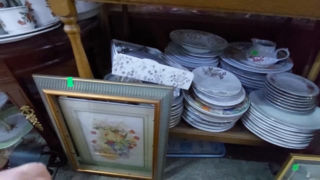 Блошиный рынок в Трабзоне ..AVRASYA ÇARŞİ TRABZON TURKİYE