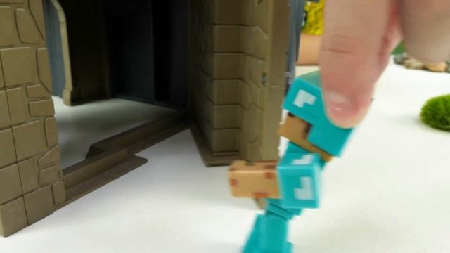 Видео обзор - Стив Майнкрафт Лего нашел карту Сокровищ! В Замке Эндермена! - Minecraft игры битвы смотреть онлайн