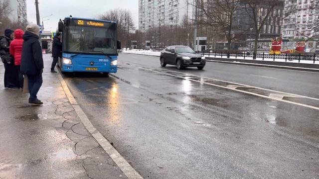 Автобус 251 смотреть онлайн