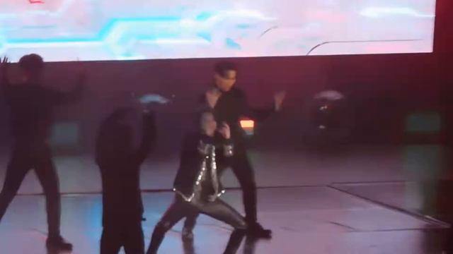 SuperM- Taemin Solo (Danger) смотреть онлайн