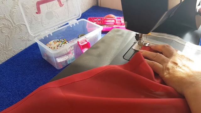 ШТОРЫ ШЬЁМ ??? КАК ПРИШИТЬ ШТОРНУЮ ЛЕНТУ И ОЧЕНЬ ЛЕГКО ОТМЕРИТЬ ВЫСОТУ ШТОРЫ..... смотреть онлайн