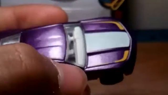 Hot Wheels '10 Camaro SS Review 1:64 смотреть онлайн
