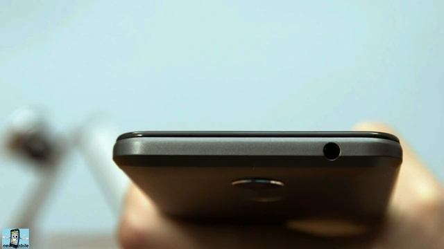 HOMTOM HT37 музыкально - универсальный ( 2/16 GB ) смотреть онлайн