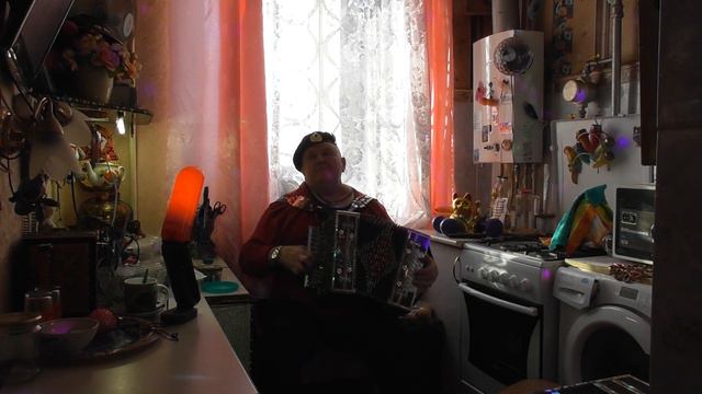 угадайте\писню\и кто исполнял\супер\импровизац\добавил разнообраз\в мелод\самоуч\слухач\ниж\гармонь смотреть онлайн