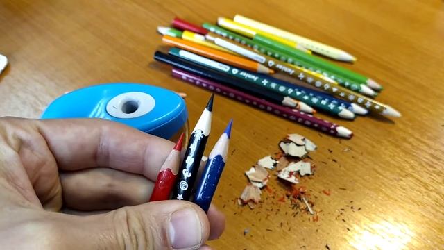 Точилка для карандашей от сети либо от батареек смотреть онлайн