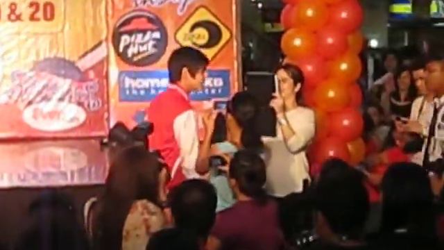 Paul Salas @ Ever Gotesco Mall смотреть онлайн