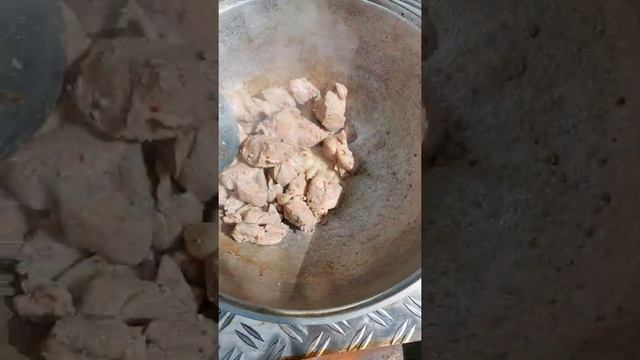 КАЗАН-КЕБАБ ИЛИ ШАШЛЫК В КАЗАНЕ! Картошка с мясом в казане...KAZAN-KEBAB ODER SCHASCHLIK IM KASAN! смотреть онлайн