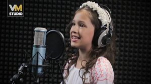 "Страна огромная, как детство" муз А. Ермолова, сл В. Борисов. Исполняет Вольская Ульяна