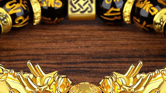 How to Wear Double Pixiu Bracelet | MGLPIXIUBRACELET смотреть онлайн